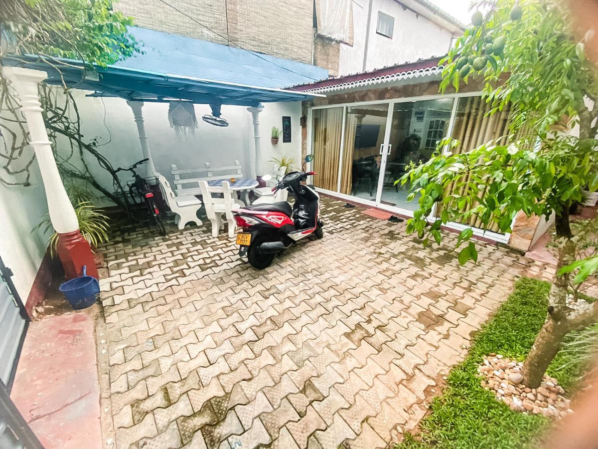Silvas Surf Home Weligama Dış mekan fotoğraf